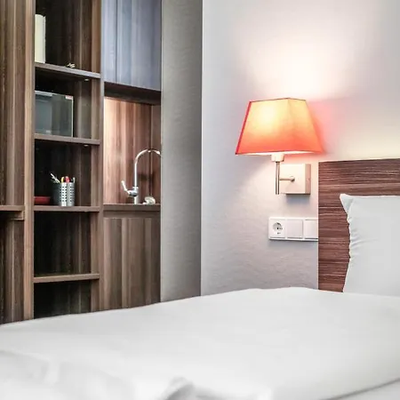 Doppelzimmer 310 アパート